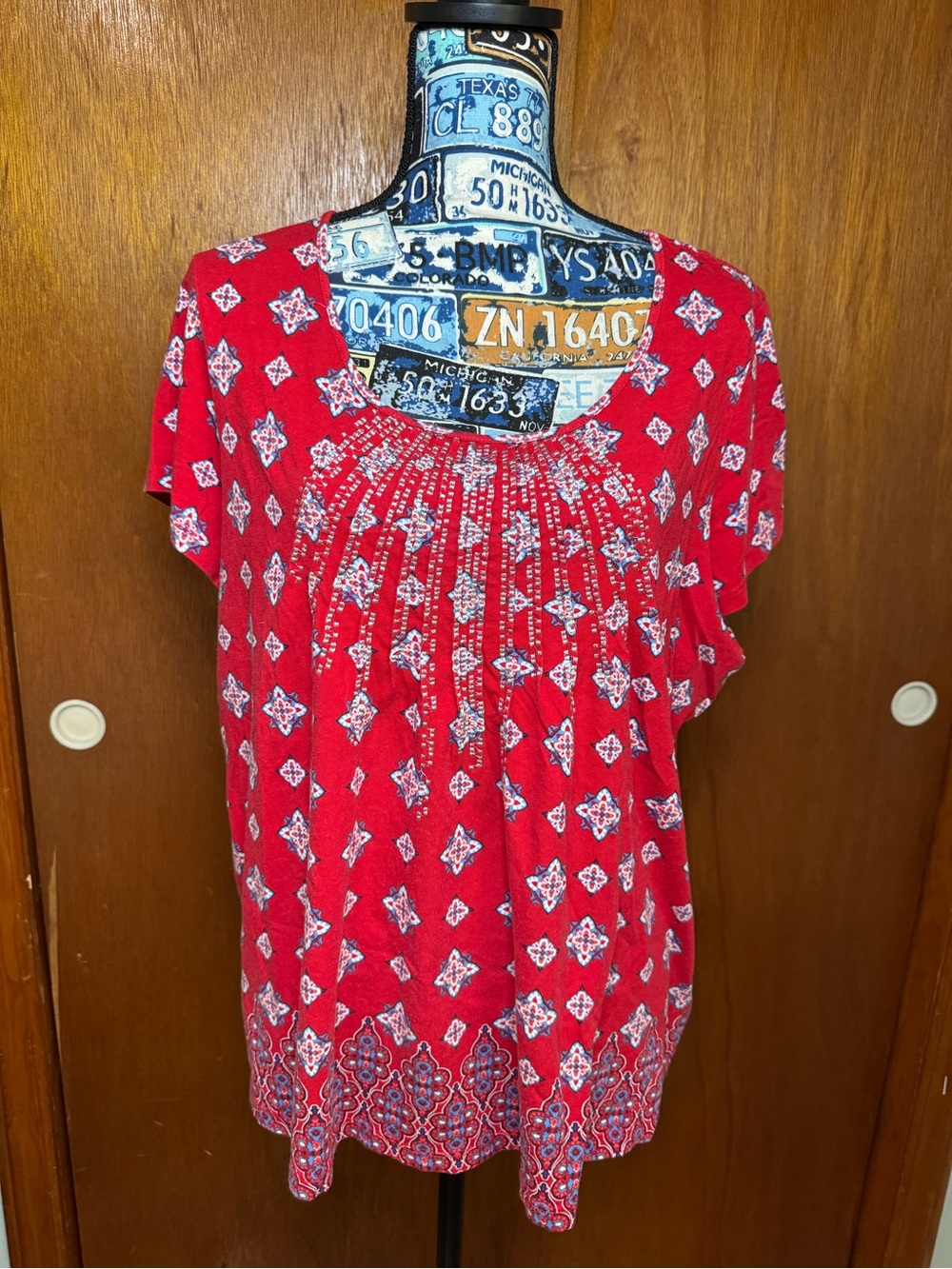 Charter Club Red Short Sleeve Pleated Neck Top with Paisley Motif